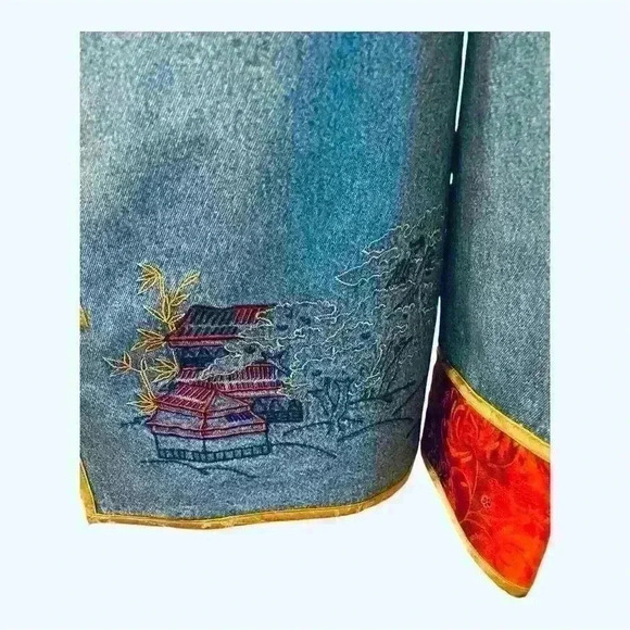 Heart of Palms Women's Size 10 Blue Embroidered Denim Jacket - Picture 4 of 6